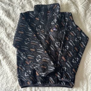 Girls Patagonia Pullover